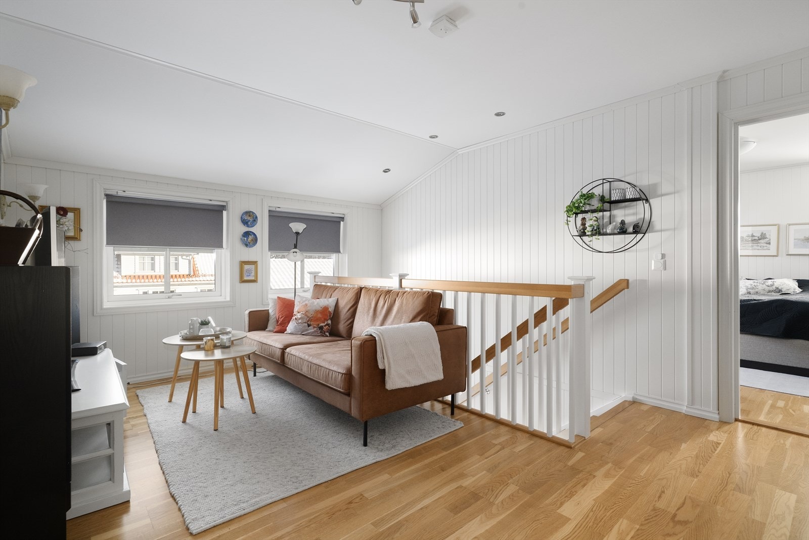 Flott loftsstue som er et supert tilleggsareal! Galleribilde