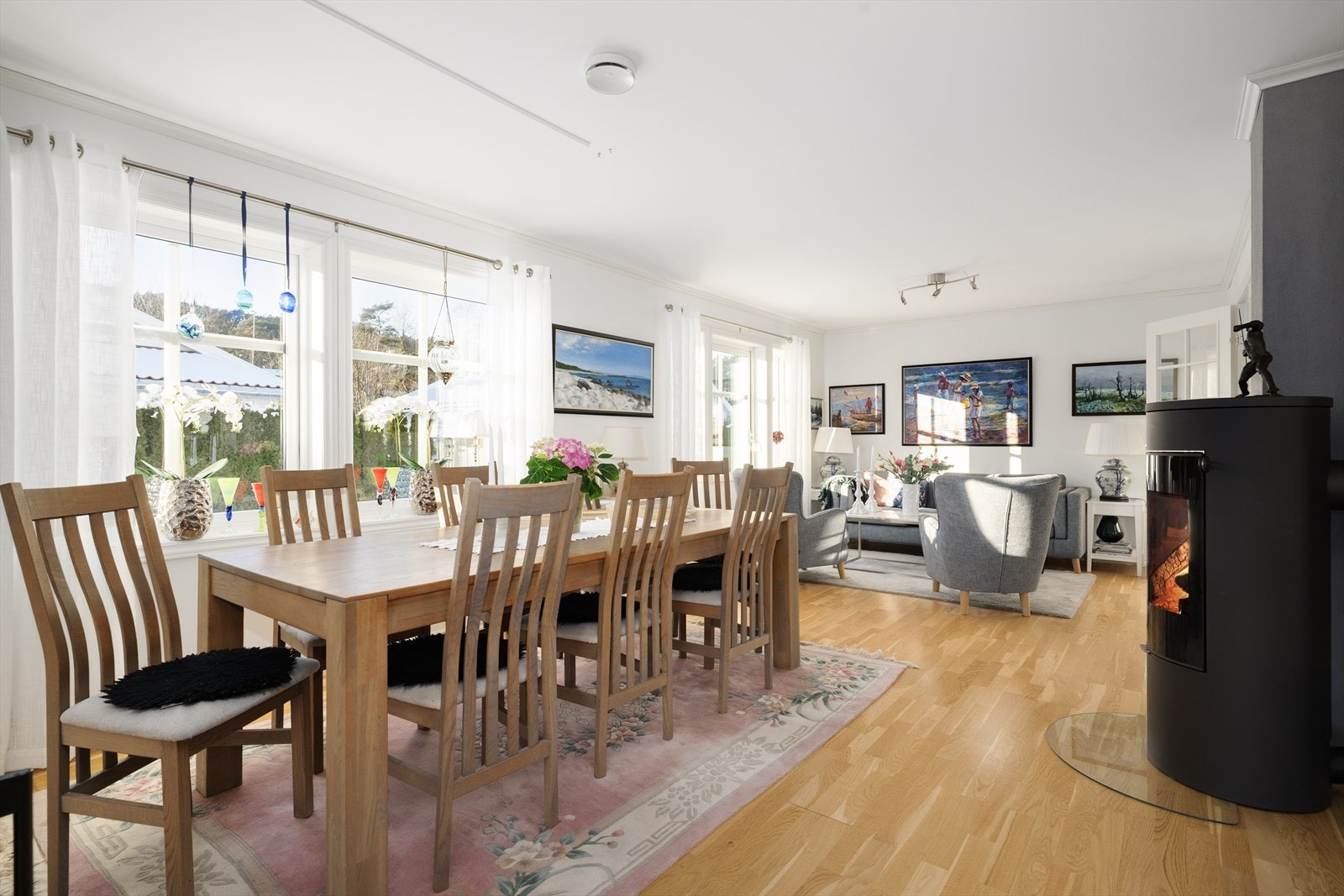 Boligen er utstyrt med balansert ventilasjon med varmegjenvinning. Galleribilde