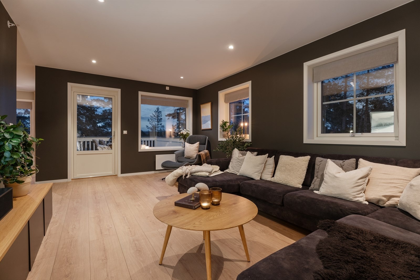 Kveldsstemning. Galleribilde