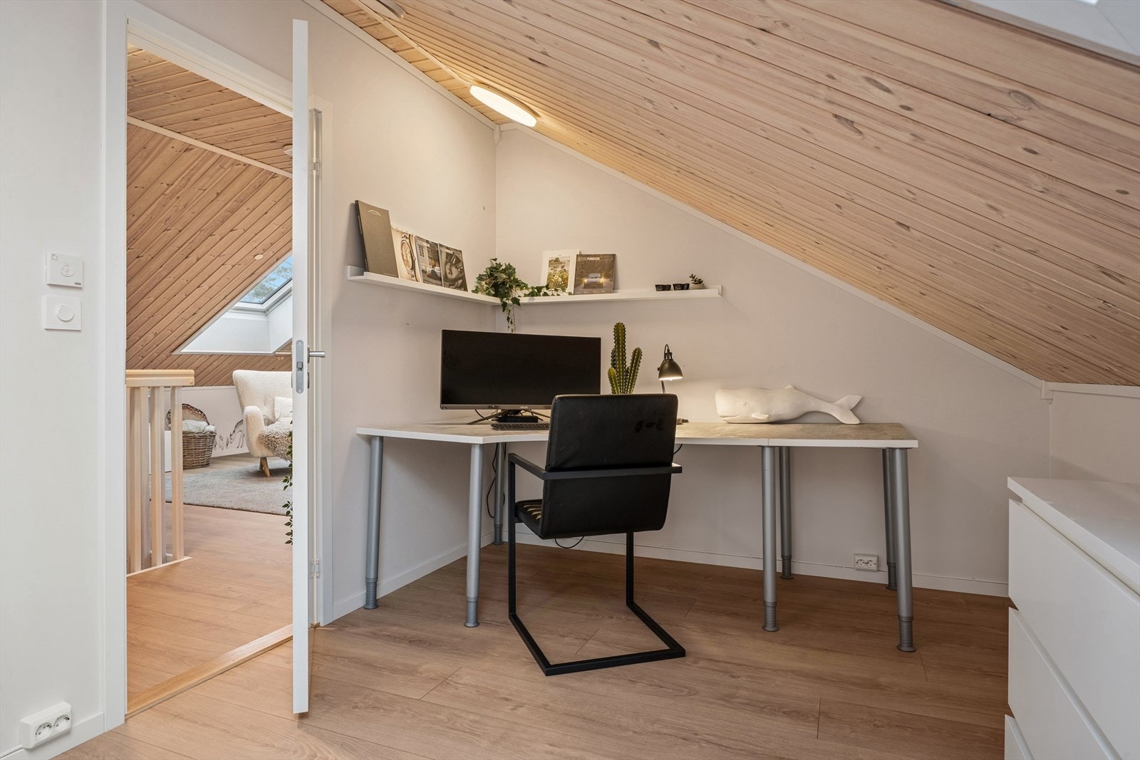 Ypperlig som barnerom, gjesterom eller hjemmekontor. Galleribilde