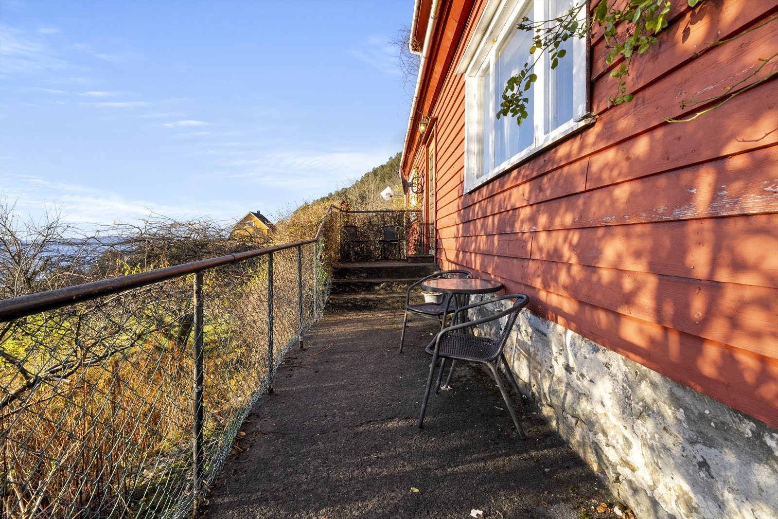 Inngangspartiet til bustadhuset Galleribilde