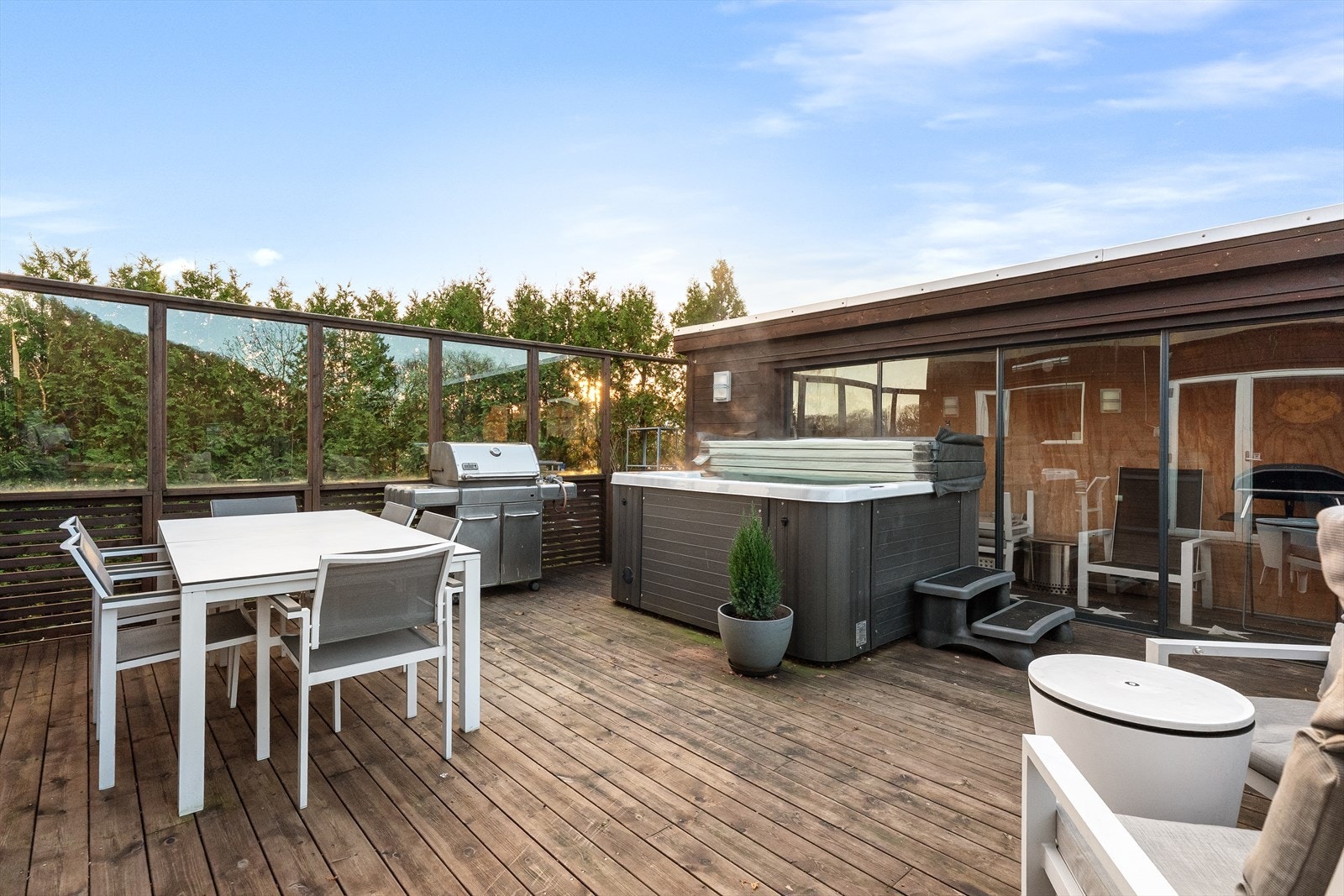 Tak terrasse - utgang fra andre etasje Galleribilde