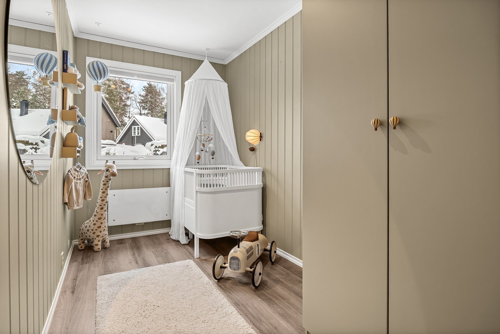 Soverom nummer to brukes i dag som et barnerom Galleribilde