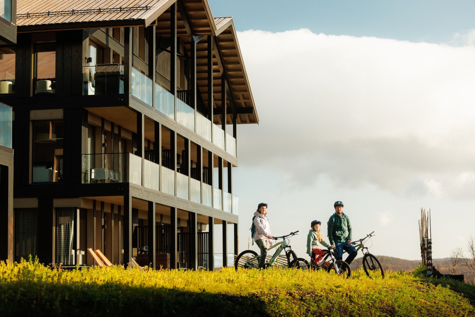 Kikut Alpin Lodge i høststeming. Foto: Paul Lockhart. Galleribilde