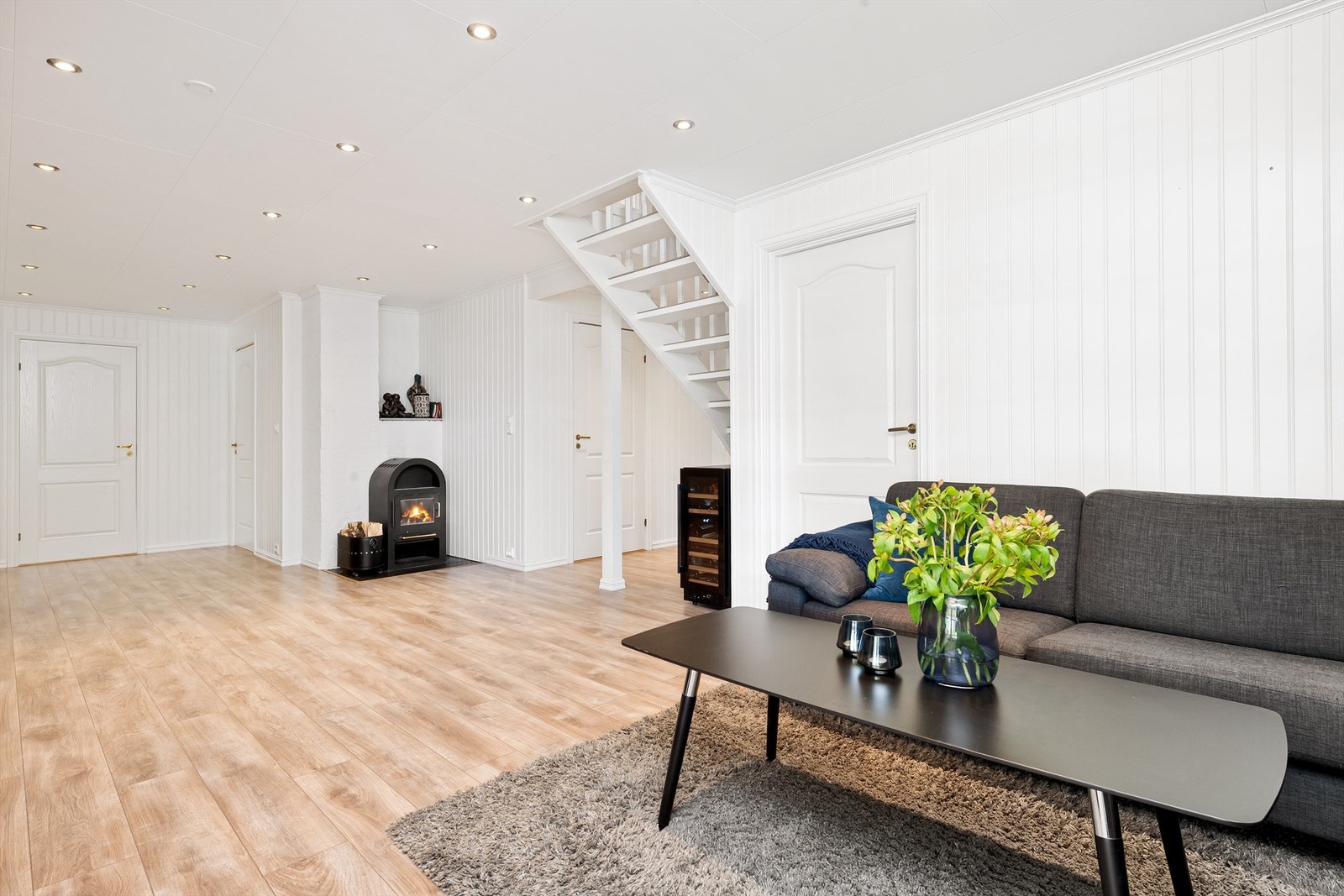 En fin vedovn varmer godt Galleribilde