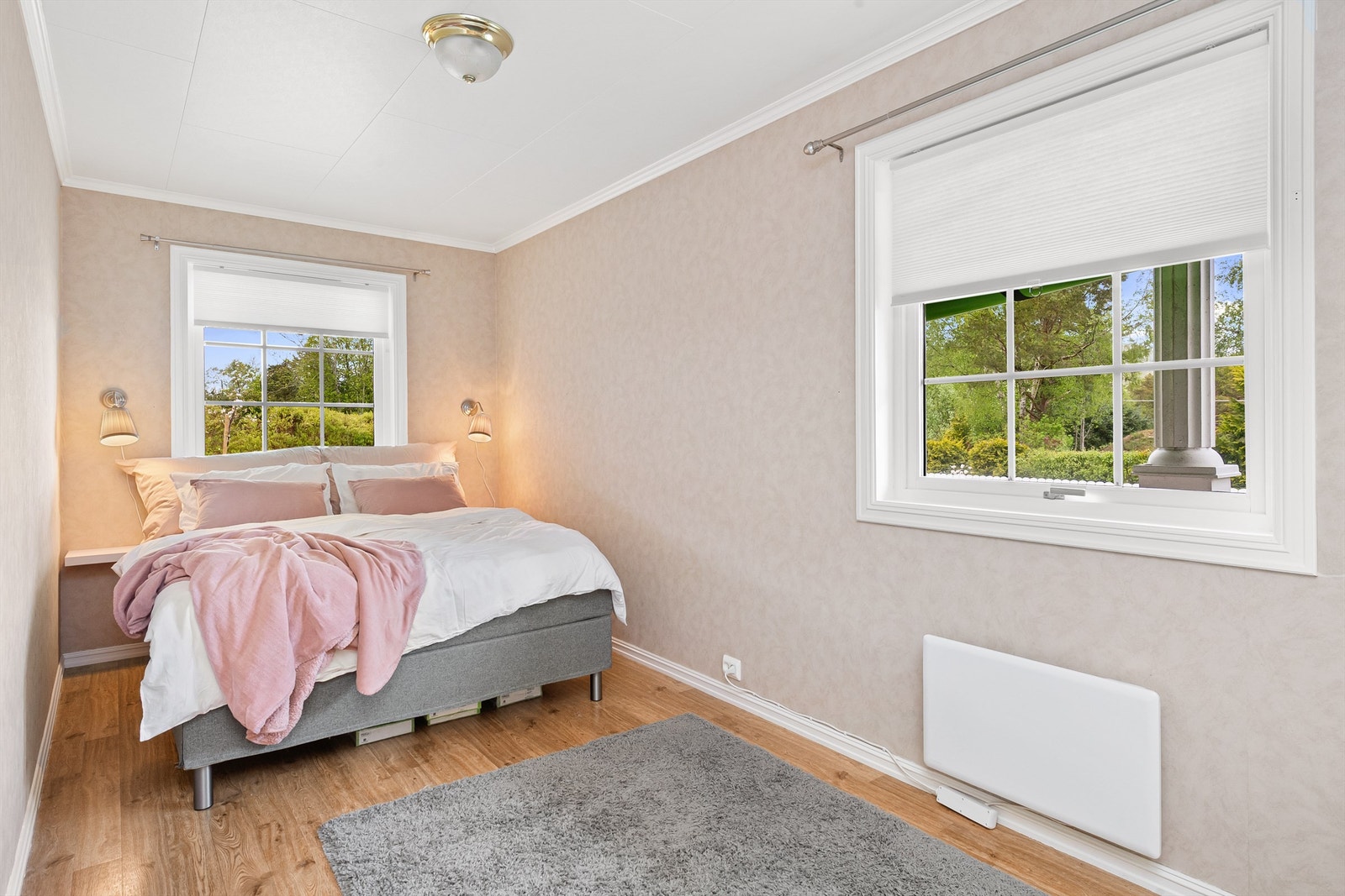 Soverom 2 i kjeller Galleribilde