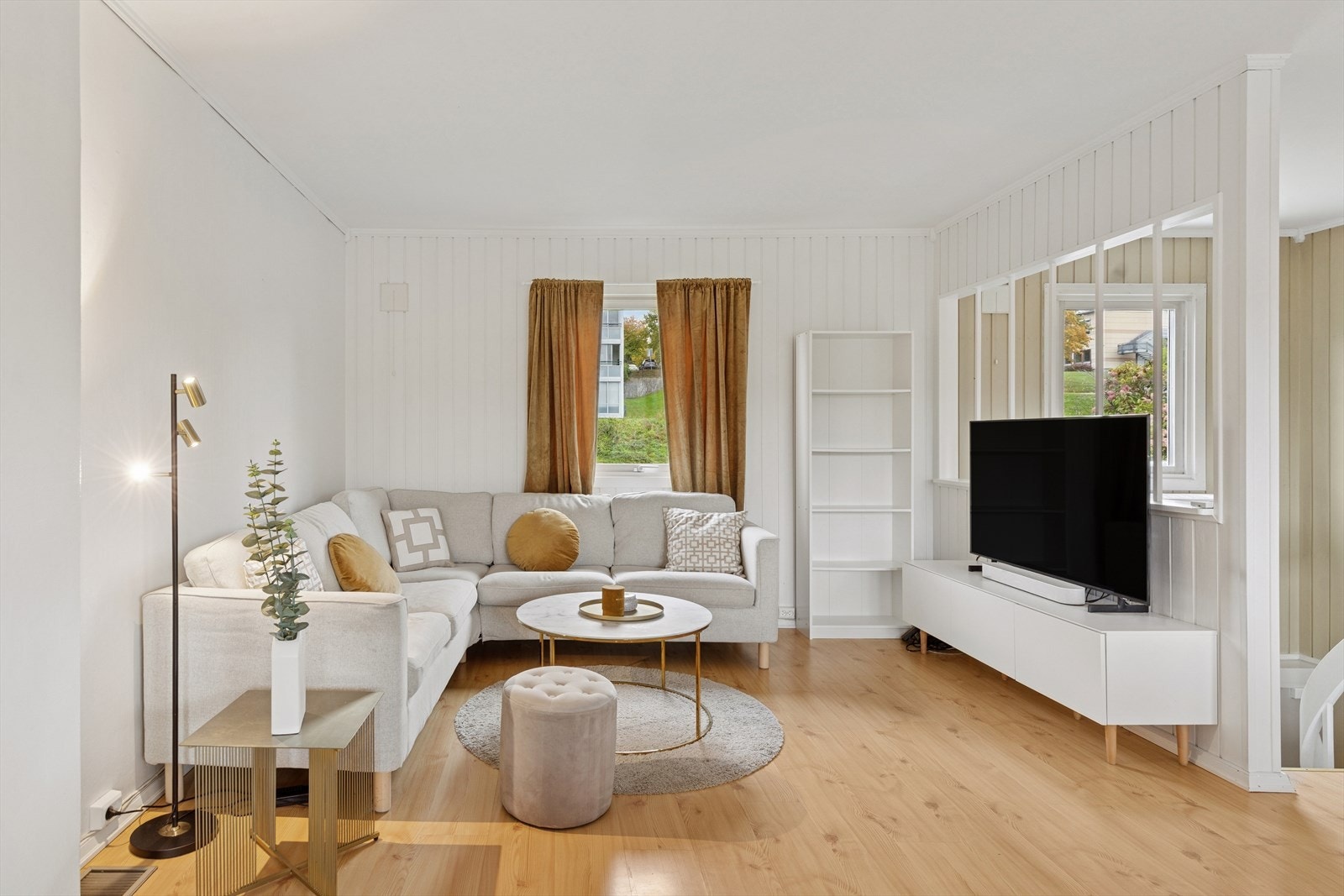 Det er godt med veggplass, noe som gir flere møbleringsmuligheter. Galleribilde