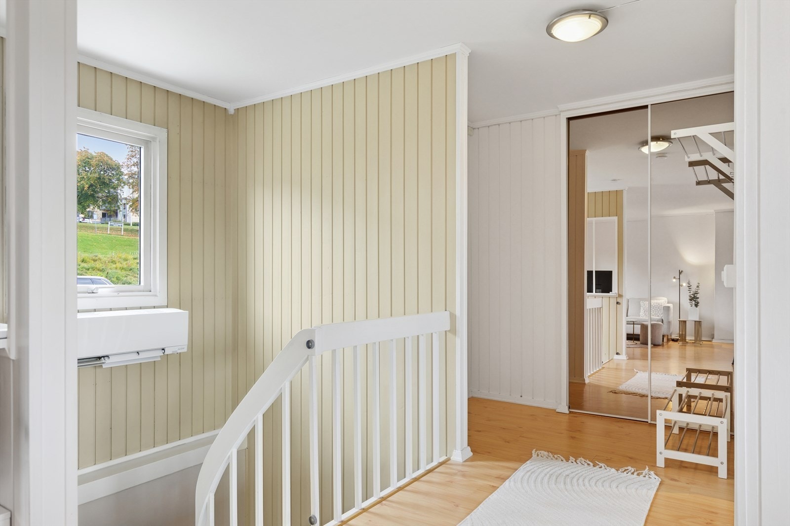 Varmepumpe i trappeløp sørger for godt inneklima. Galleribilde