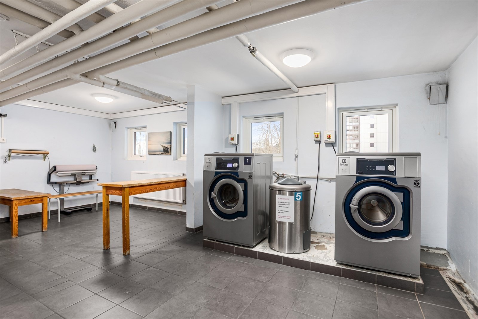 Felles vaskeri Galleribilde