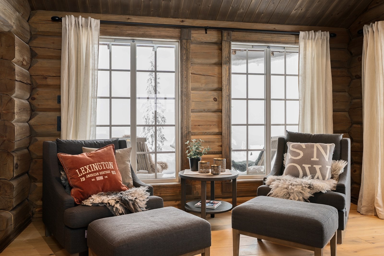 Fine muligheter til å møblere oppholdsrommet og muligheter til å etablerer flere soner. Galleribilde