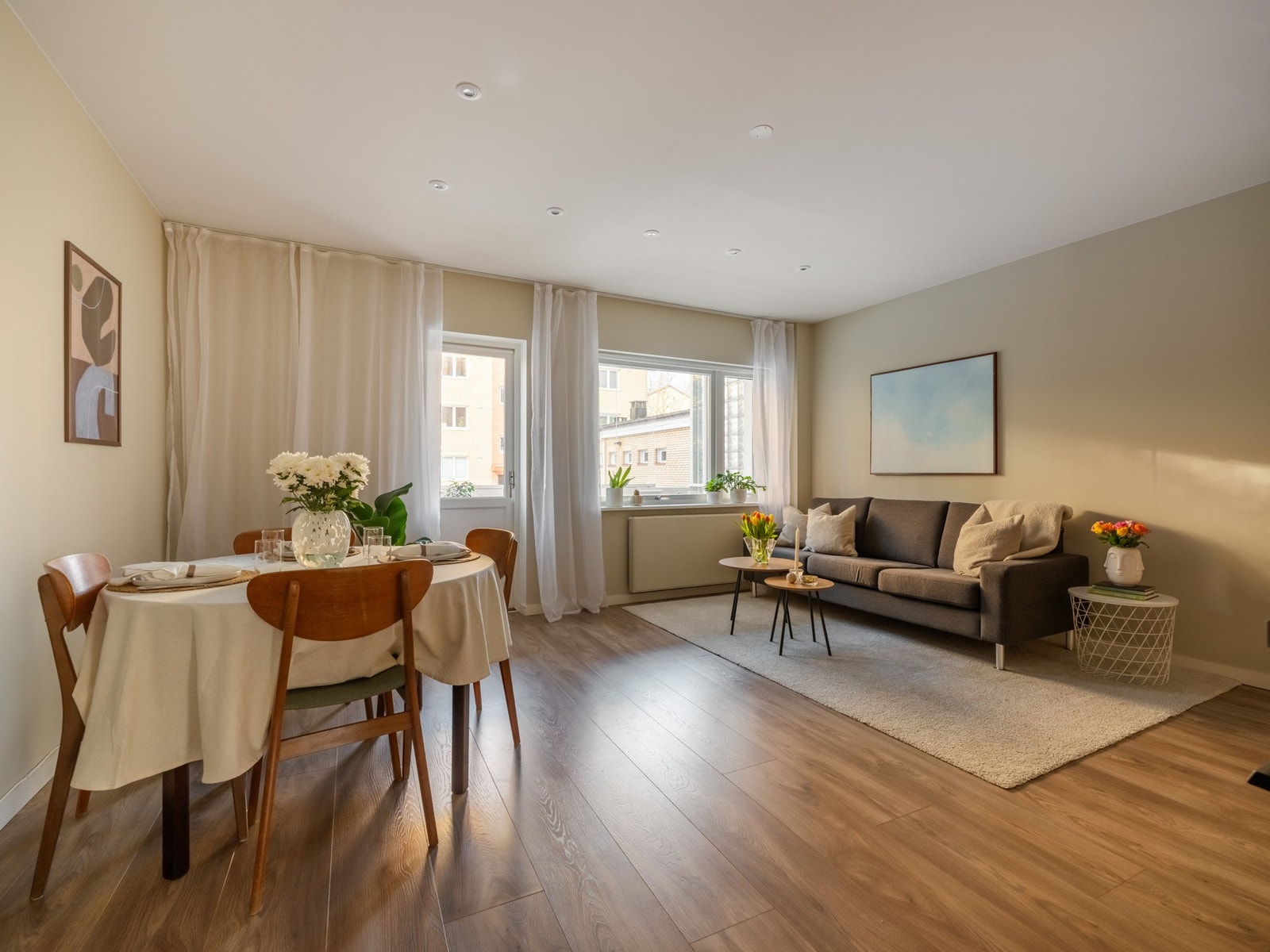 Velkommen til Birch-Reichenwalds gate 27A og denne nydelige 3-roms leiligheten!
Foto: Alexander Granlie | @boliggram Galleribilde