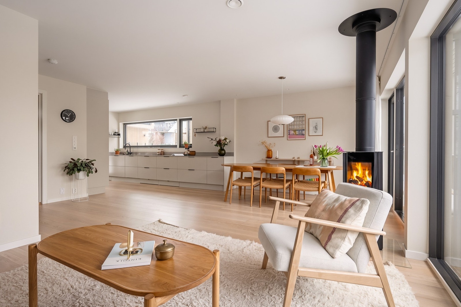 Det er behagelig gulvvarme i hele 1. etasje. Galleribilde