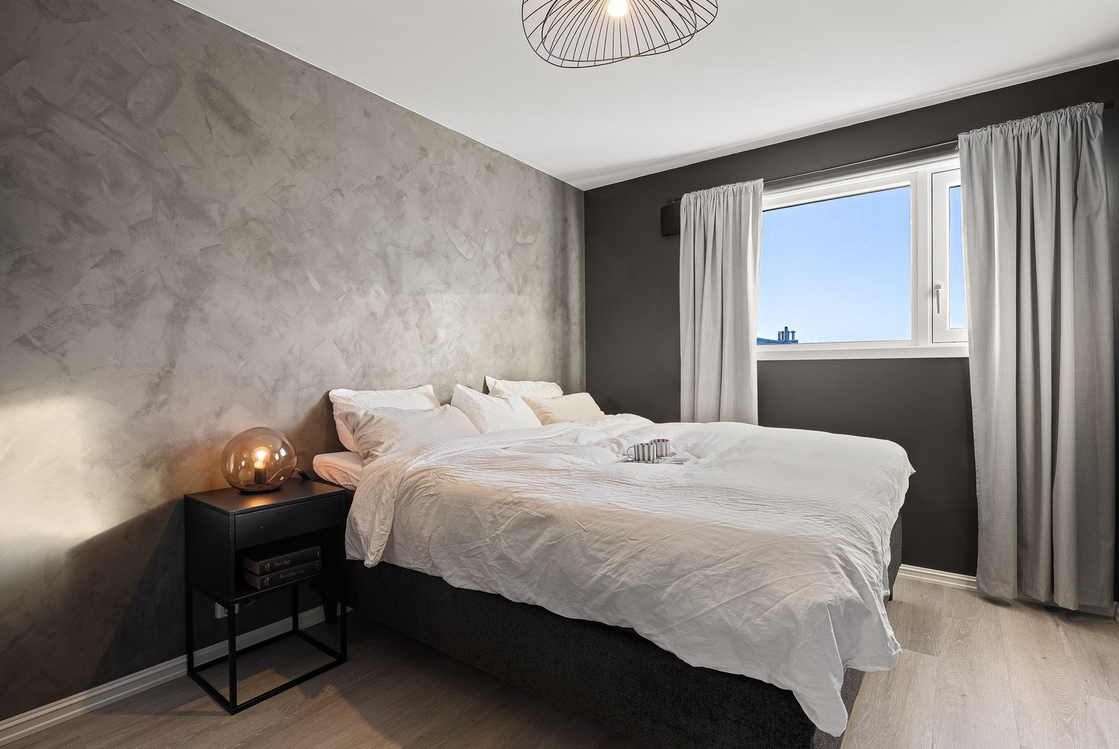 Stort og innbydende hovedsoverom på 10,5 kvm. Galleribilde