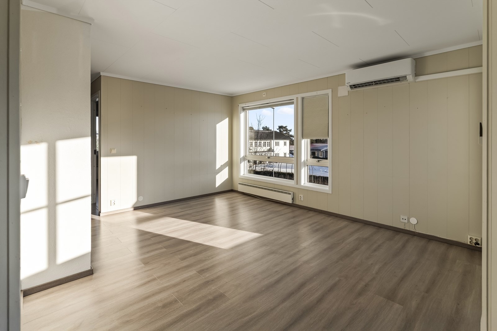 Luft til luft varmepumpe fra 2019 sikrer energieffektiv oppvarming. Galleribilde