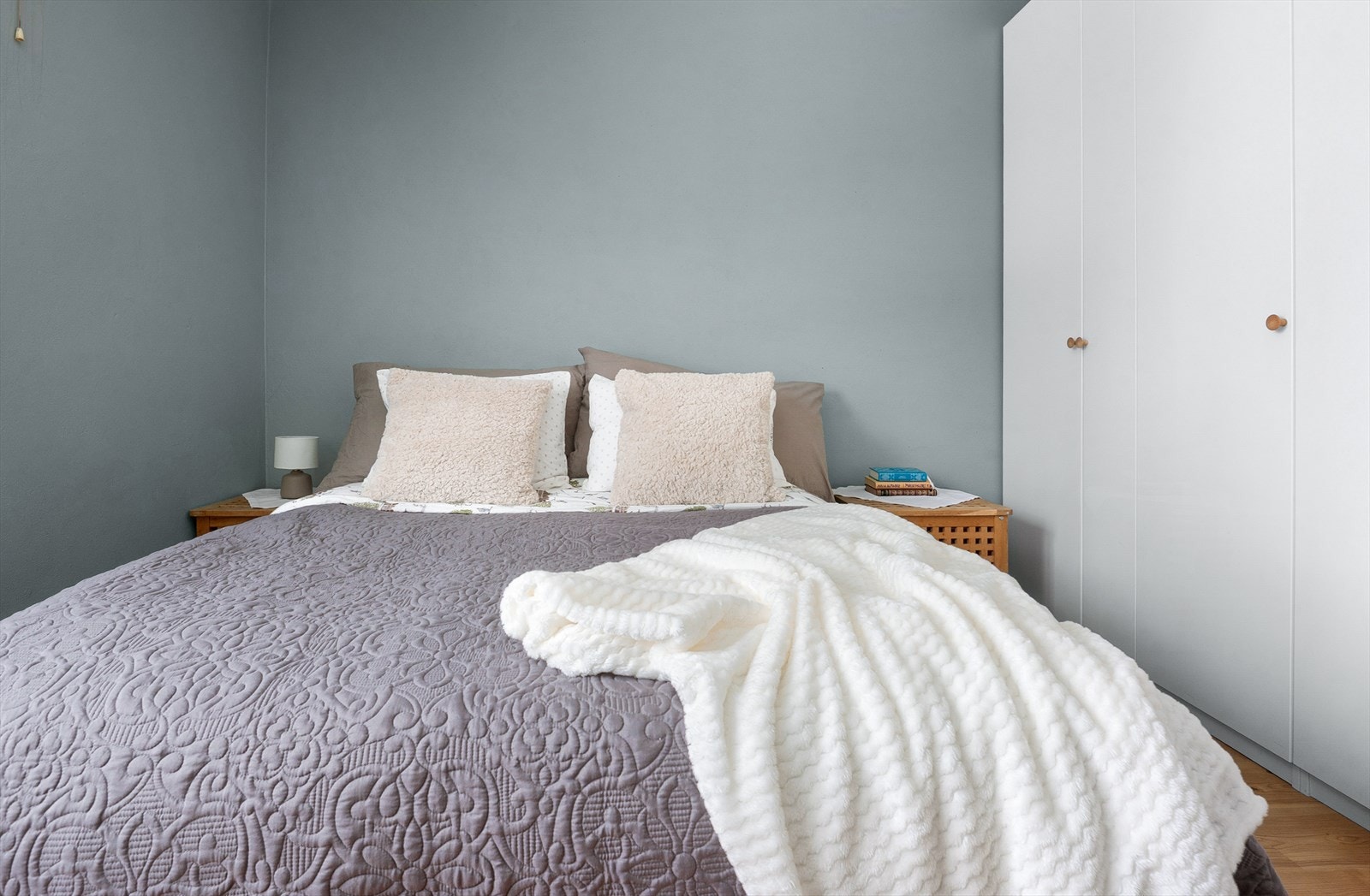 A-konto for fyring er inkludert i felleskostnadene - i tillegg til grunnpakke for internett. Galleribilde