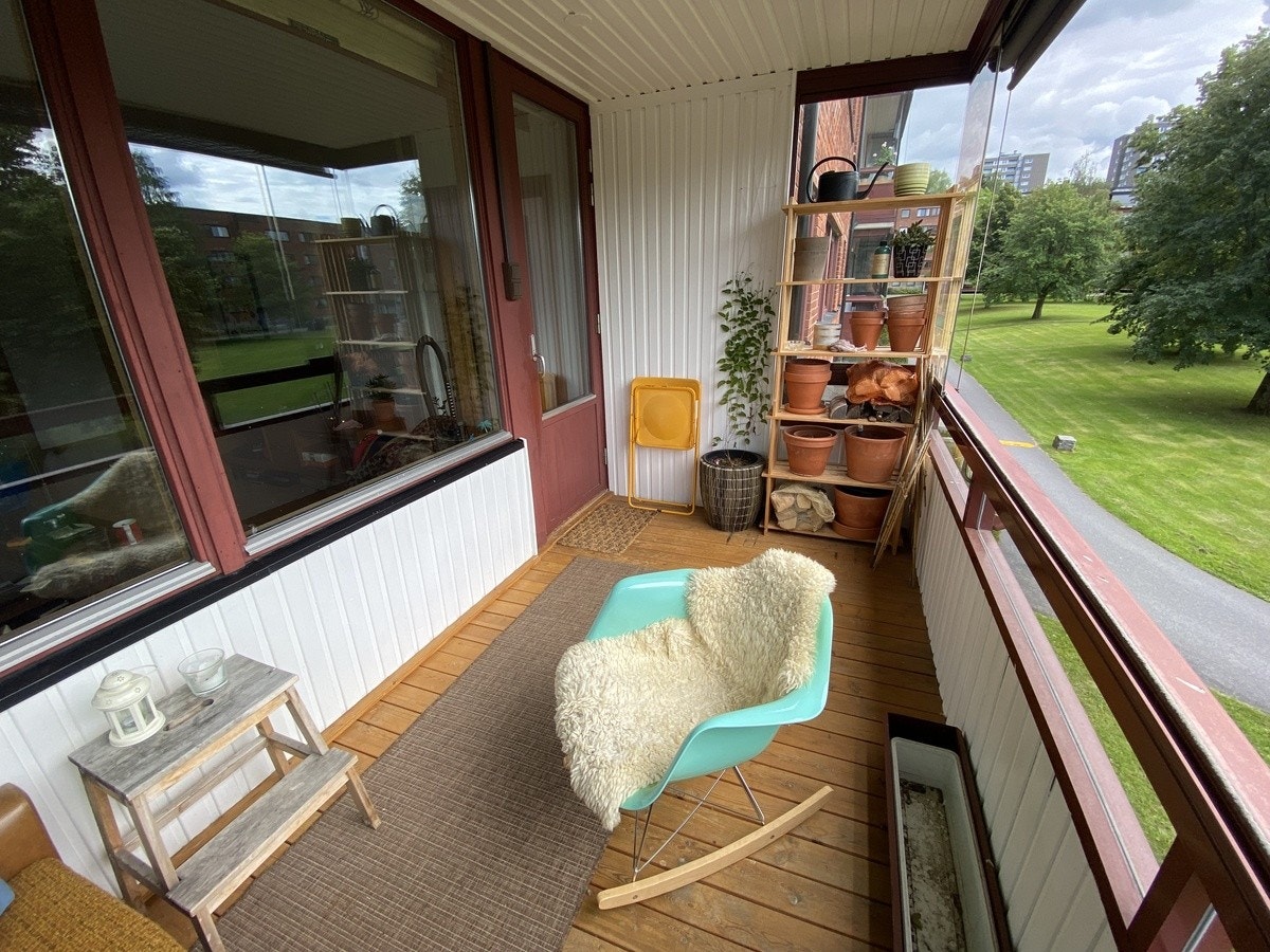 God plass på balkongen Galleribilde