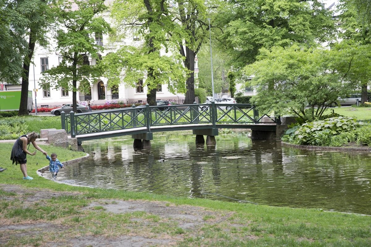 og blant annet, Slottsparken. Galleribilde