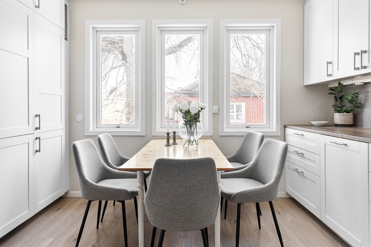 Velkommen til Valkendorfs gate 24! Et svært koselig kollektiv med særdeles attraktiv beliggenhet. Galleribilde