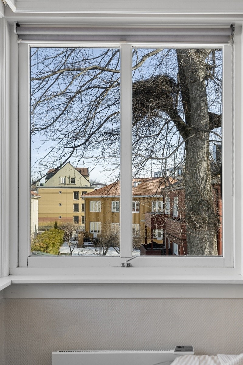 Sov Venus - Rommene er av god størrelse med plass til det man trenger. Rommene er møblert med seng og garderobeskap. Galleribilde