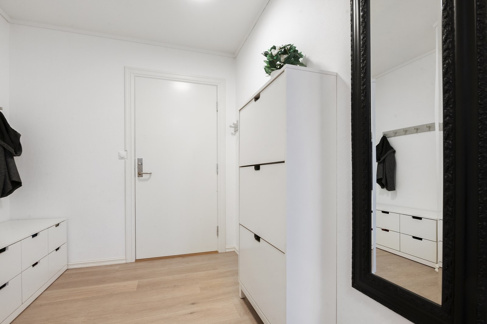 Romsleg entré Galleribilde