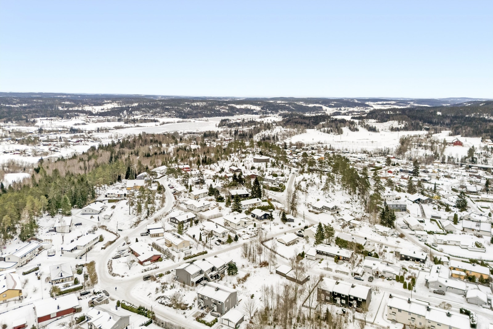 Barnevennlig boligområde med nærhet til barnehager og skoler. Galleribilde