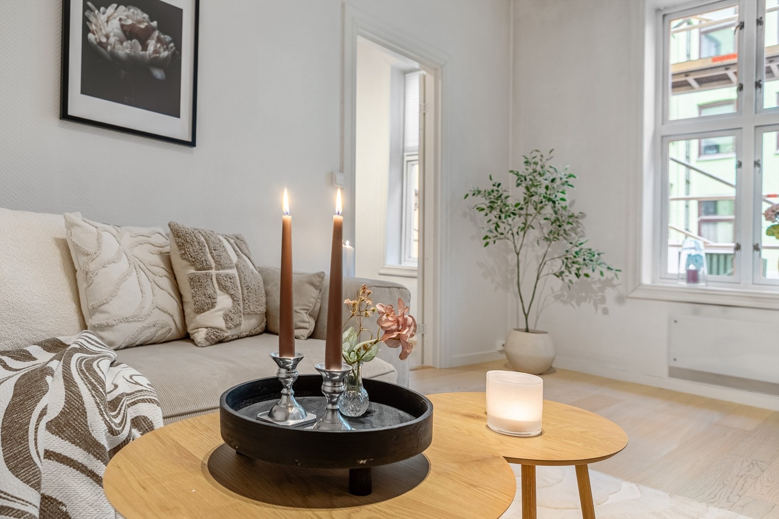 Dette er en lys og flott 2-roms leilighet i 1.etasje. Galleribilde