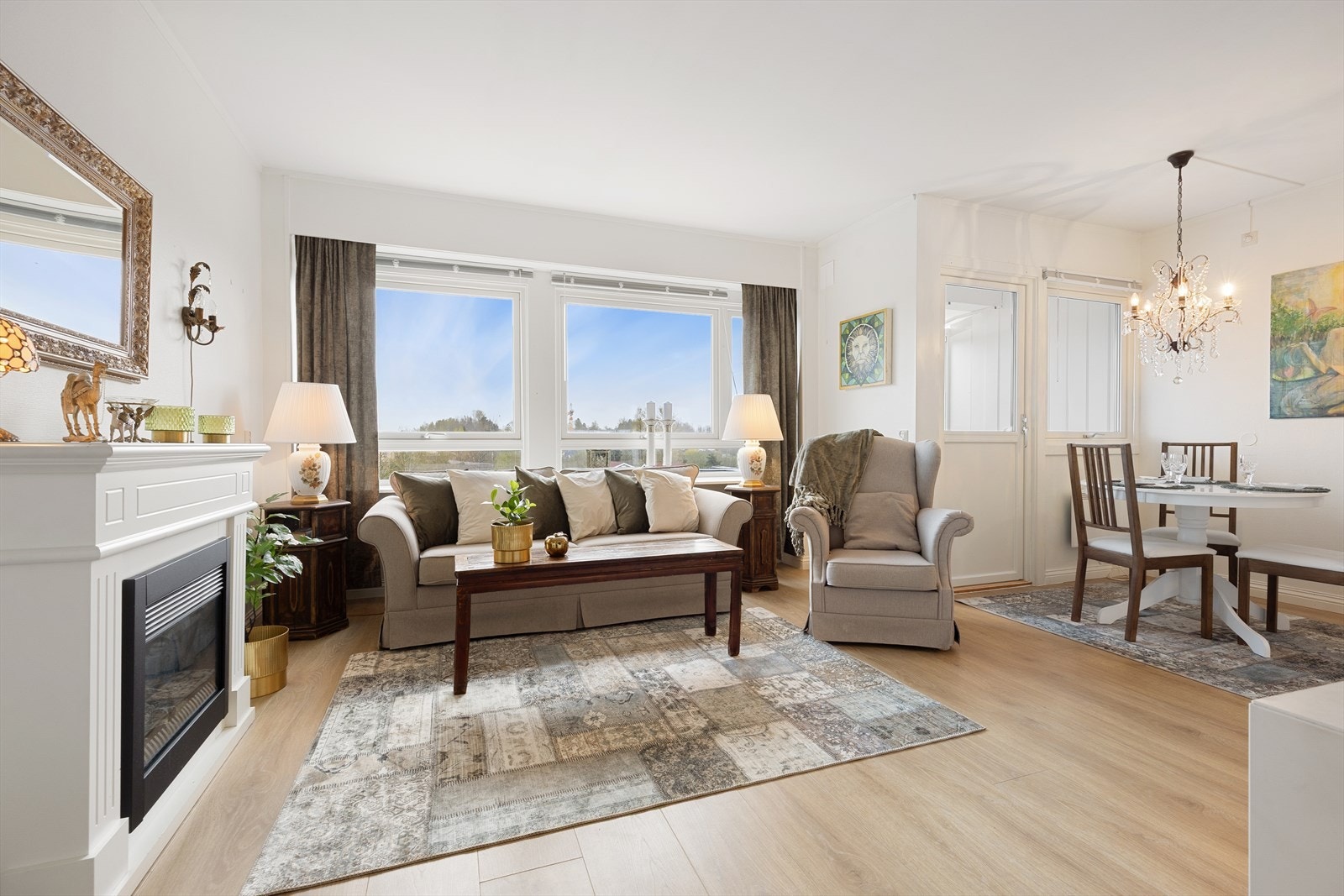 Store lysflater med flott utsikt Galleribilde