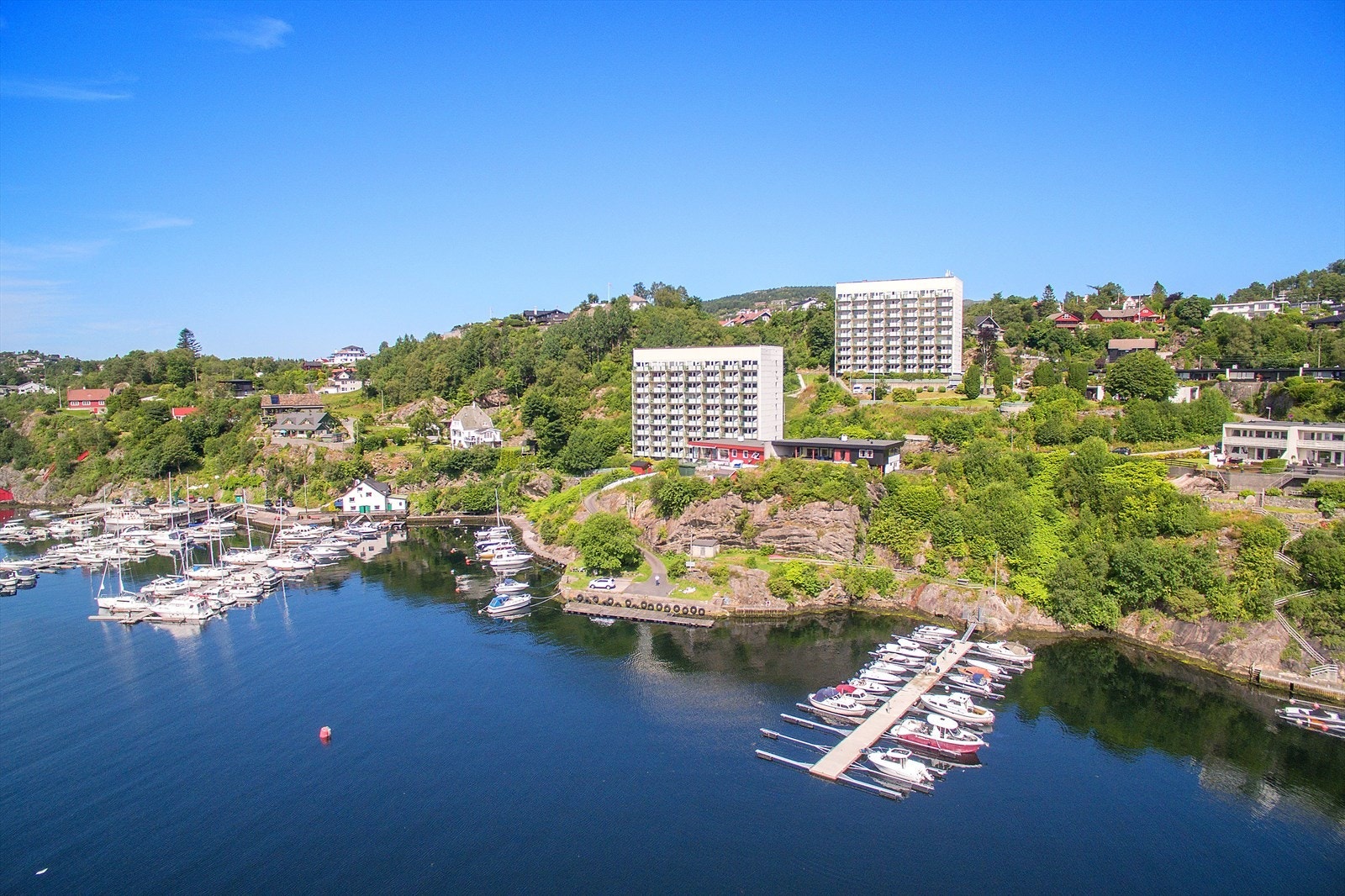 Boligen ligger i maritime omgivelser Galleribilde