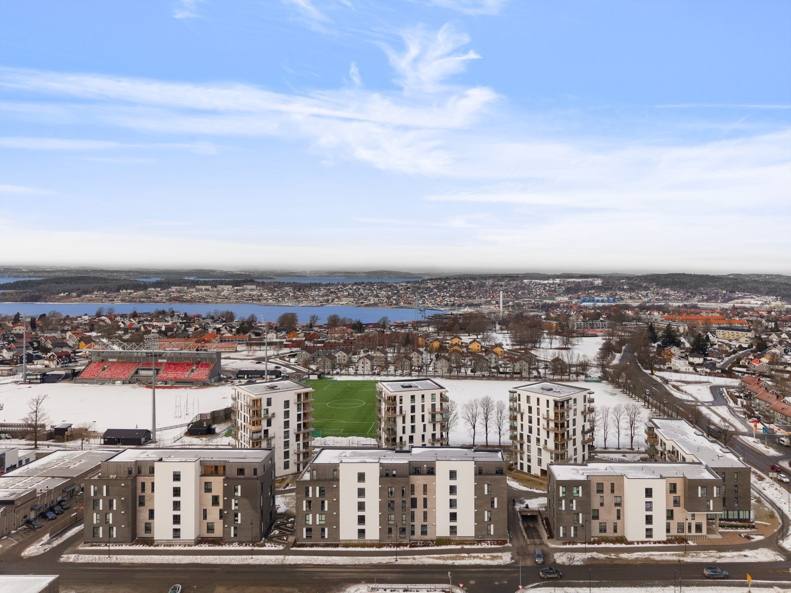 Det er også kort vei til både sjøen og Moss sentrum fra leiligheten. Galleribilde