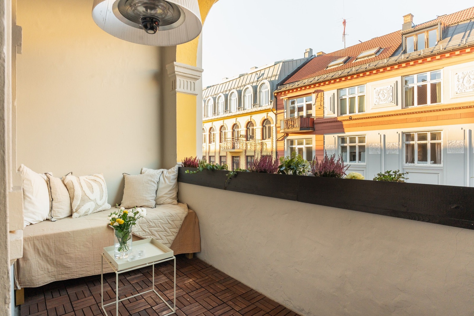 Overbygd, sjarmerende balkong, 6 m². Galleribilde