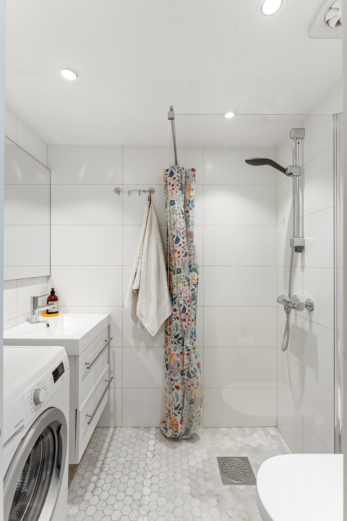 Baderom, separat del. Galleribilde