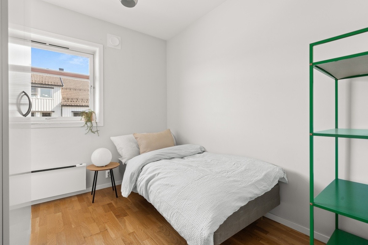 soverom 2 har plass til 120 seng, skap og annen innredening Galleribilde