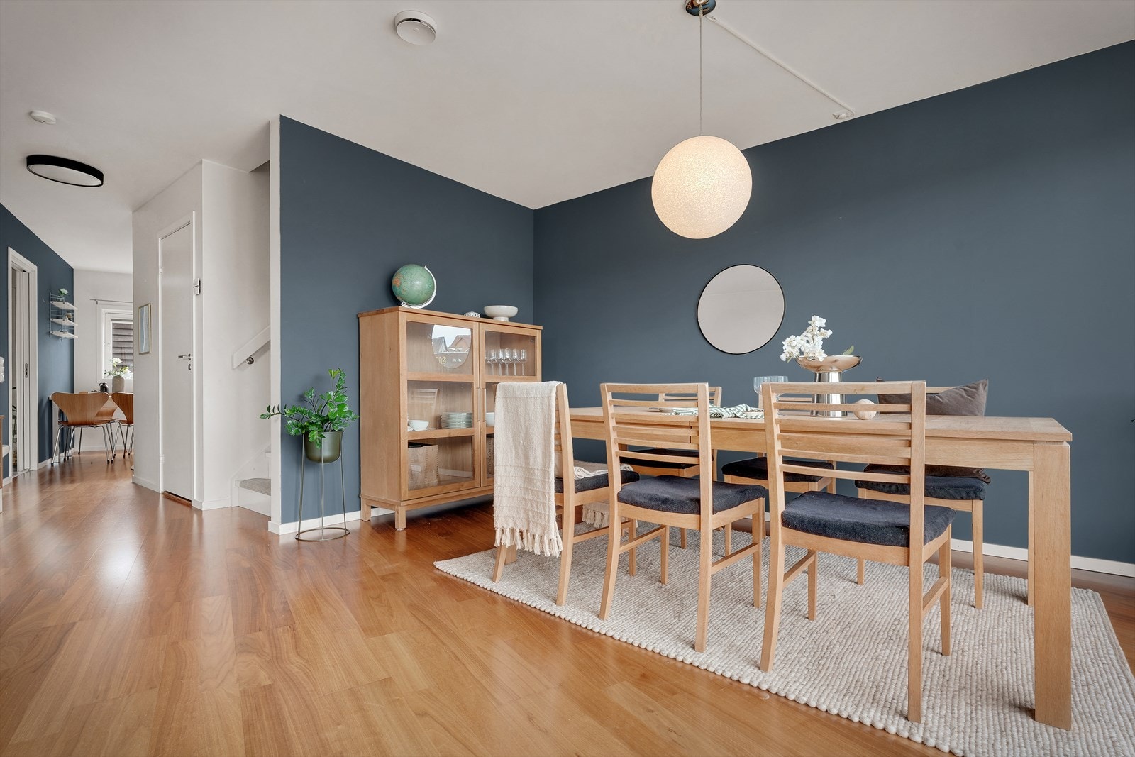 En behagelig stue med delikate farger Galleribilde