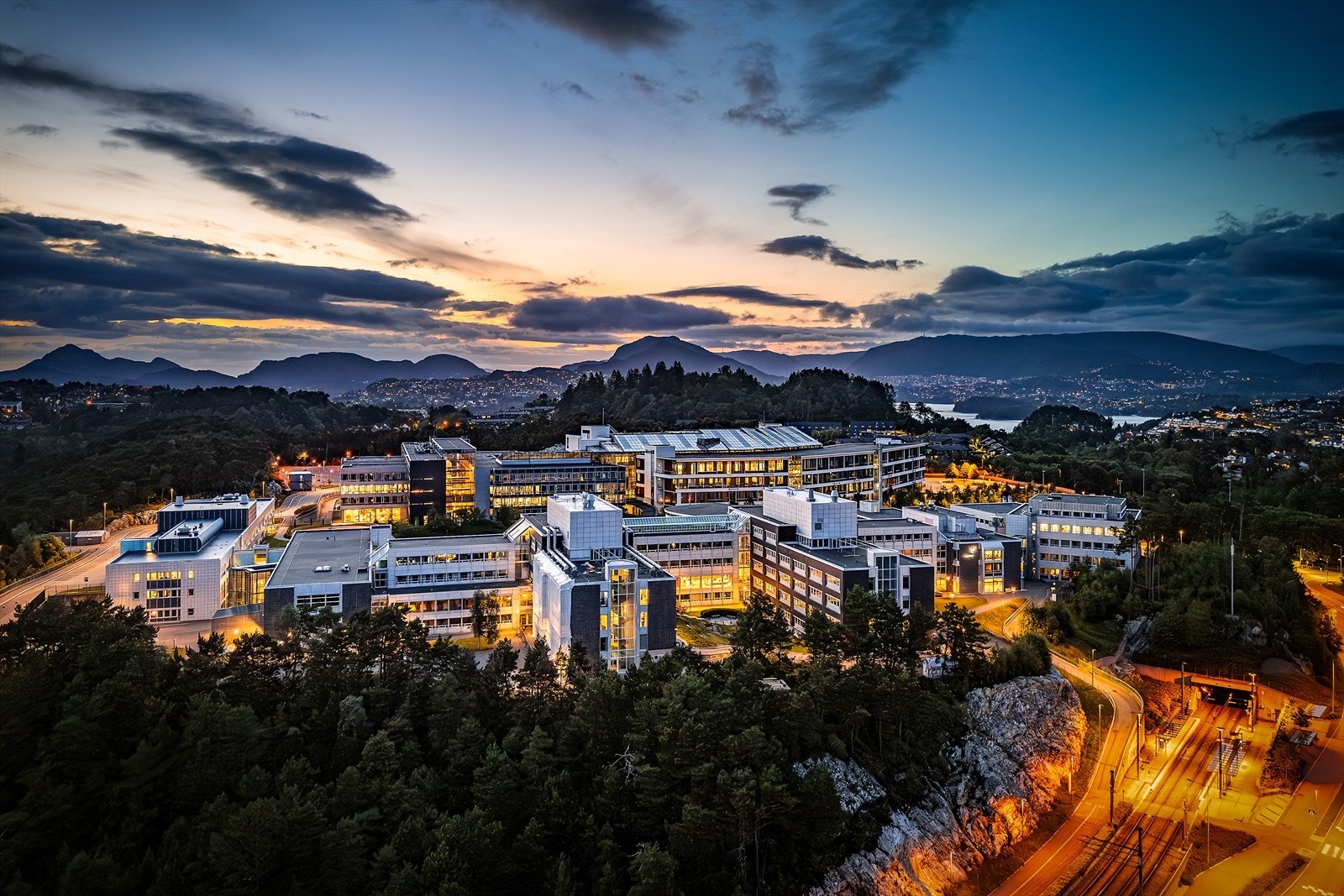 Kort vei til de store arbeidsplassene ved Sandsli, Kokstad og Flesland Galleribilde
