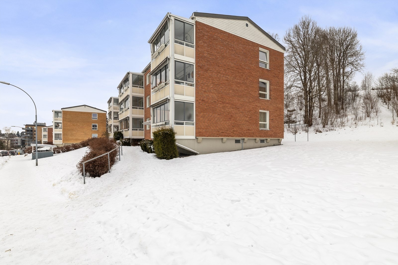 I tillegg har du lagringsplass i to kjellerboder på henholdsvis 2 kvm og 5 kvm. Galleribilde