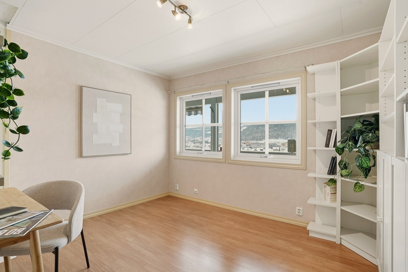 Arbeidsrom i 2.etasje. Galleribilde