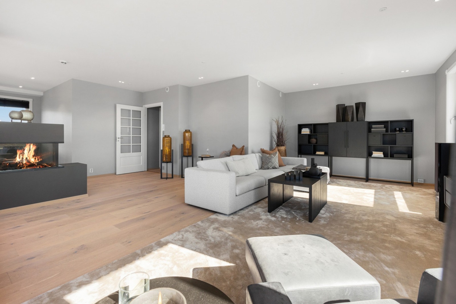 I bakre del av stuen kan man enkelt innrede til ett tredje soverom. Galleribilde