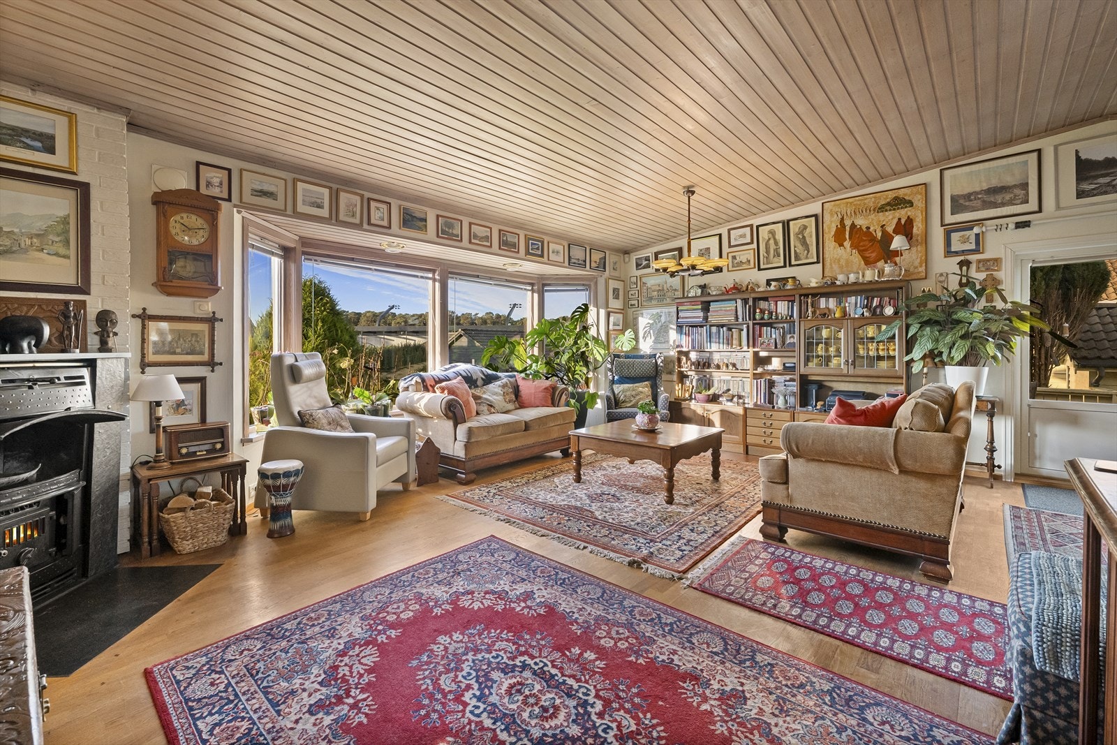 Stue med god takhøyde Galleribilde