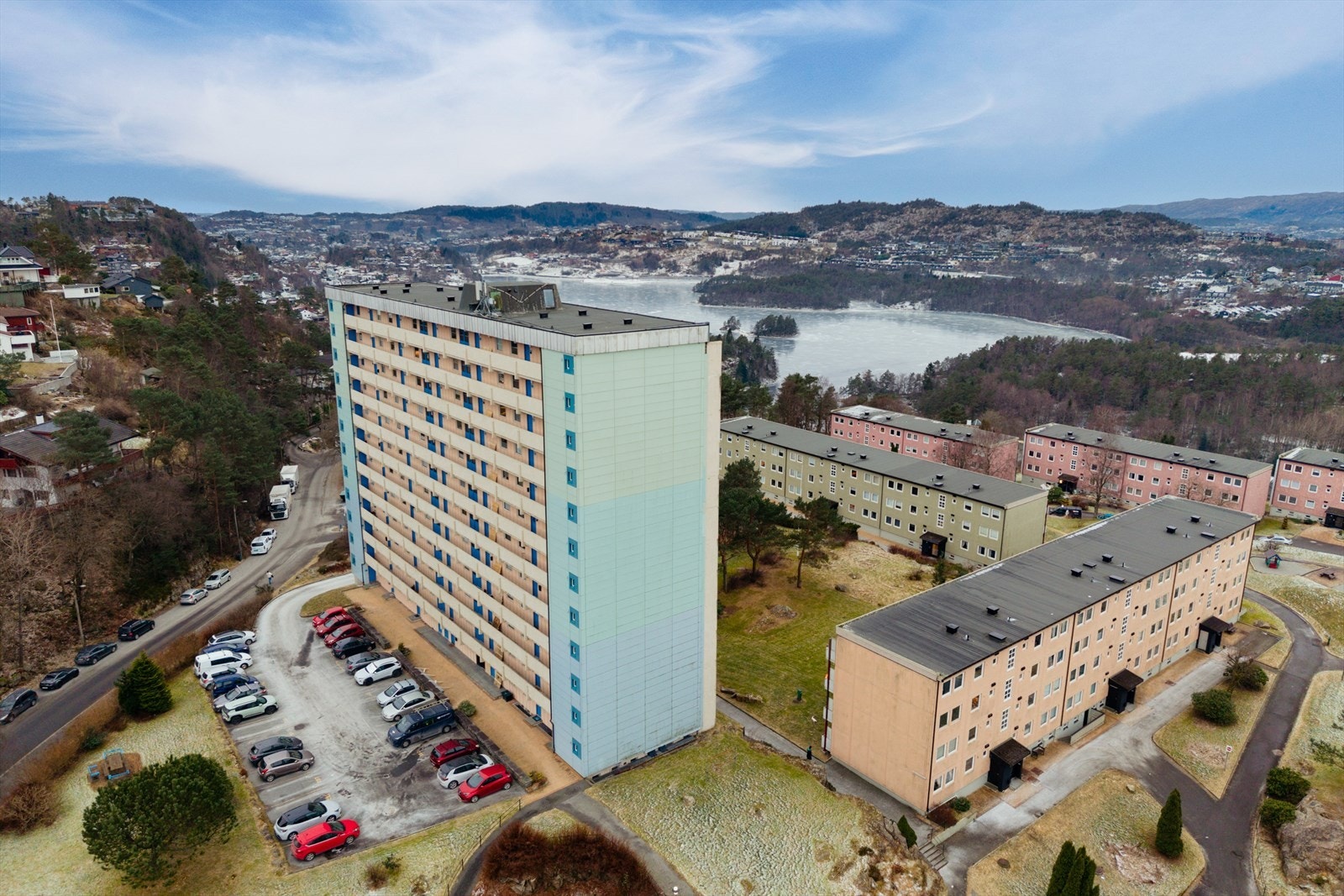 Her bor du i et veldrevet borettslag i et attraktivt område i Fyllingsdalen. Galleribilde