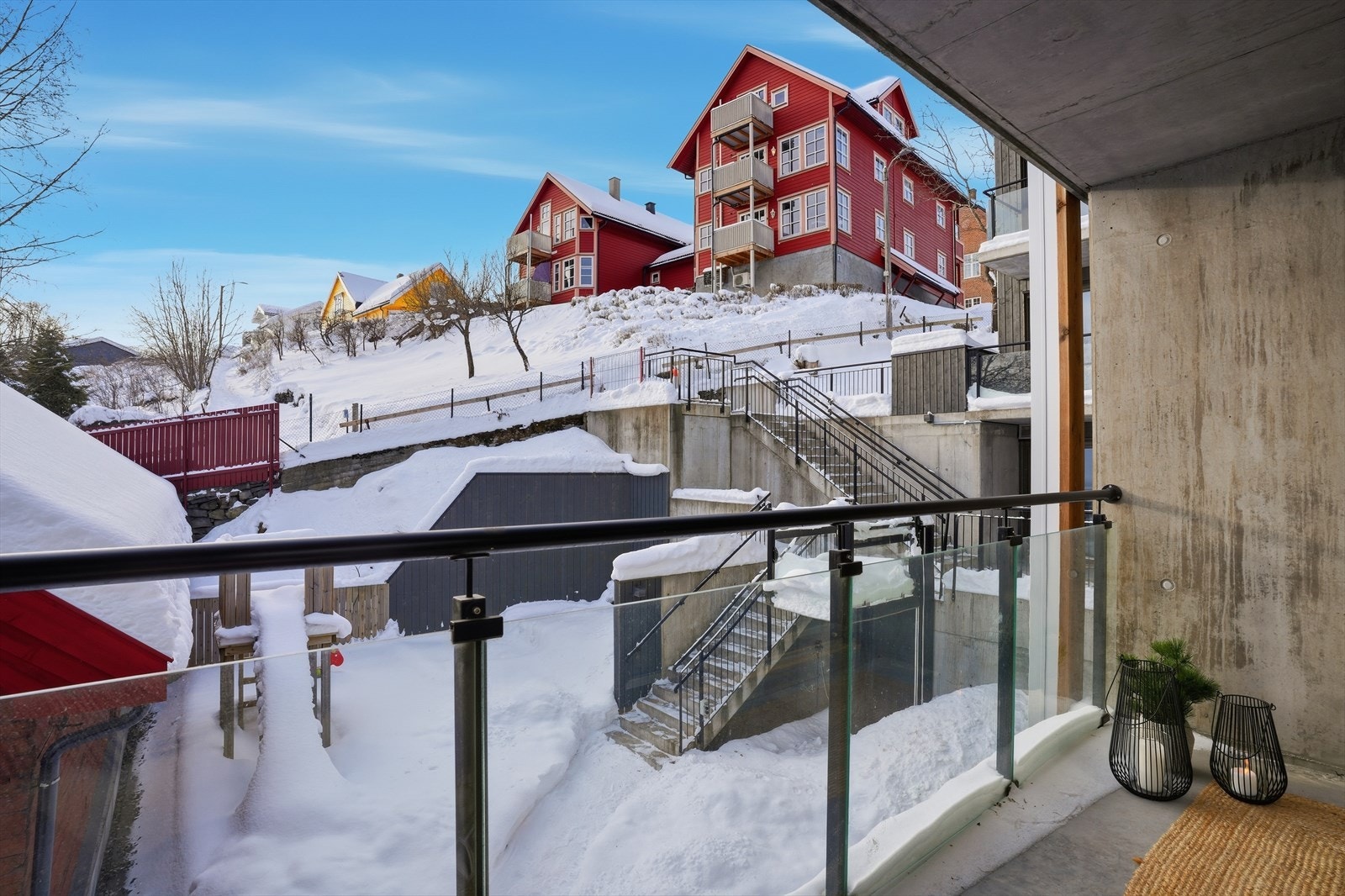 Utsikt fra balkongen. Galleribilde