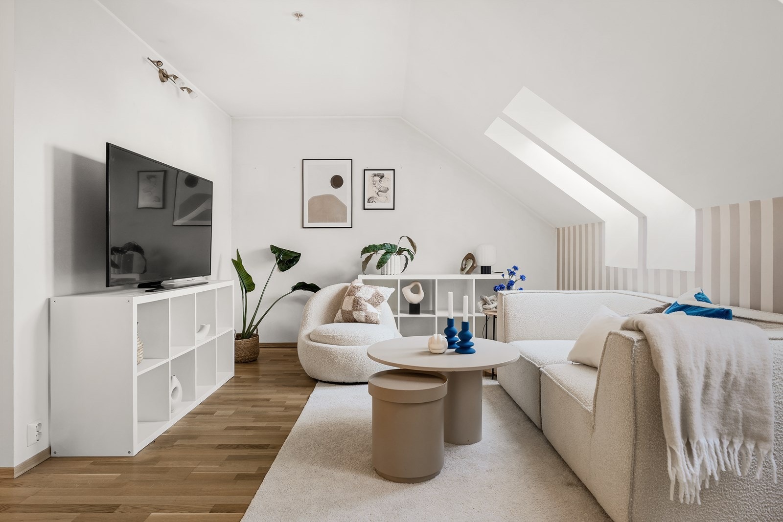 Her kan de yngste arrangere filmkvelder mens de voksne koser seg nede. Galleribilde