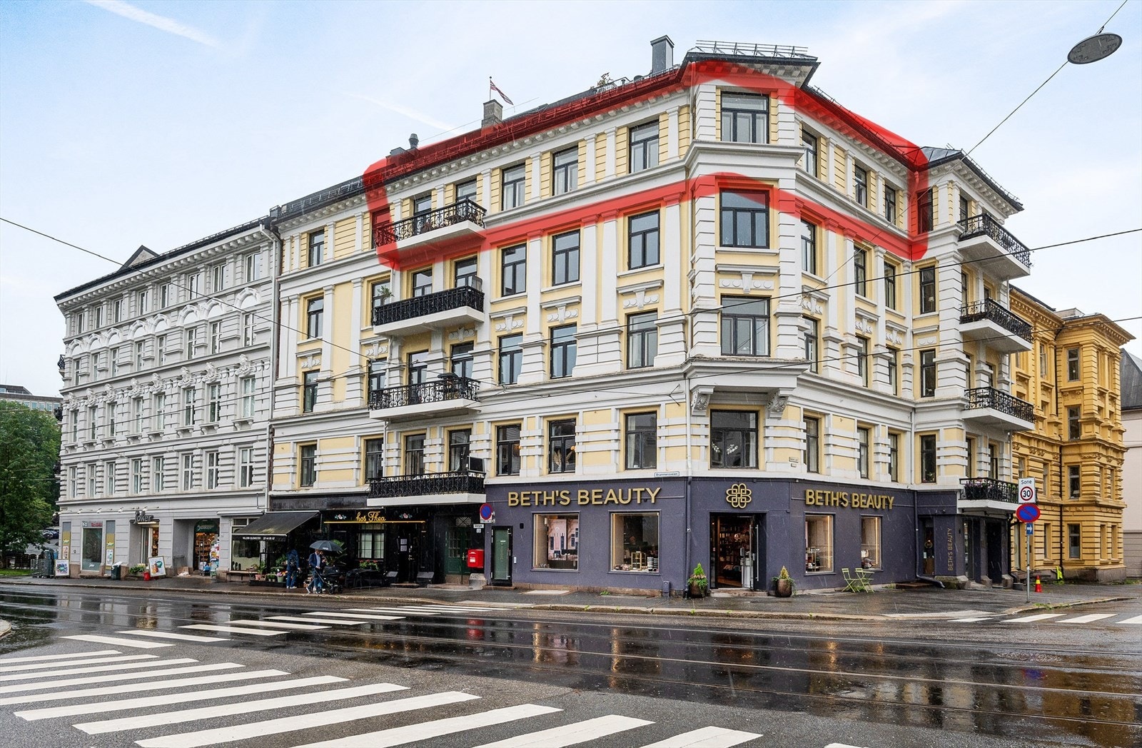 Fasade. Leiligheten er markert i rødt. Galleribilde