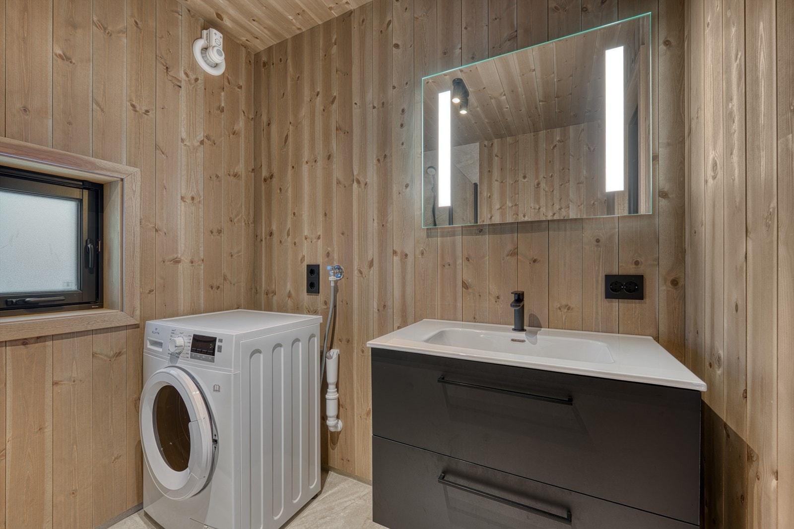 312924_DSC08366_HDR.jpg Galleribilde