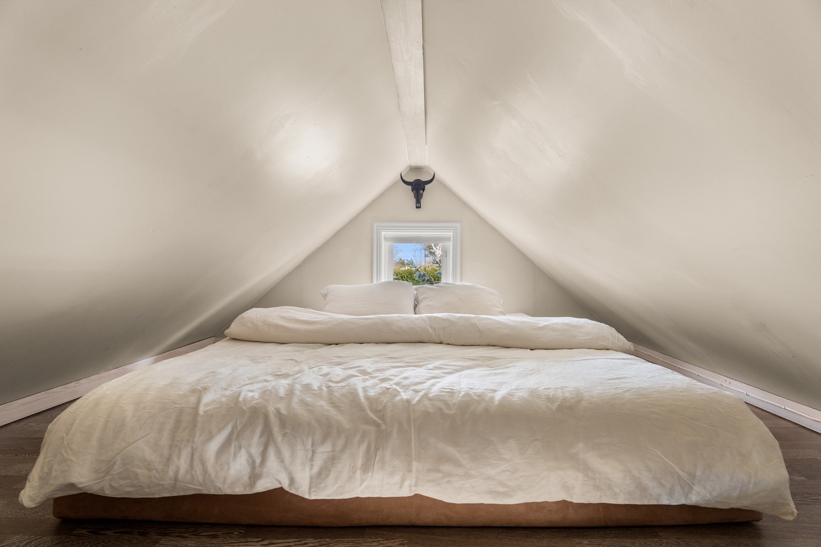 Hems i annekset gir en lun soveplass. Galleribilde