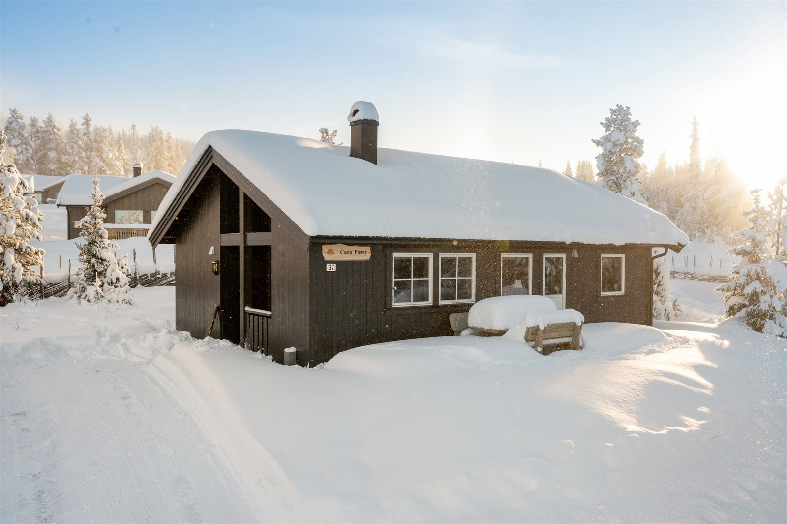 Blåbærvegen 37 ligger svært sentralt til på Gålå med alpinbakken som nærmeste nabo. Galleribilde