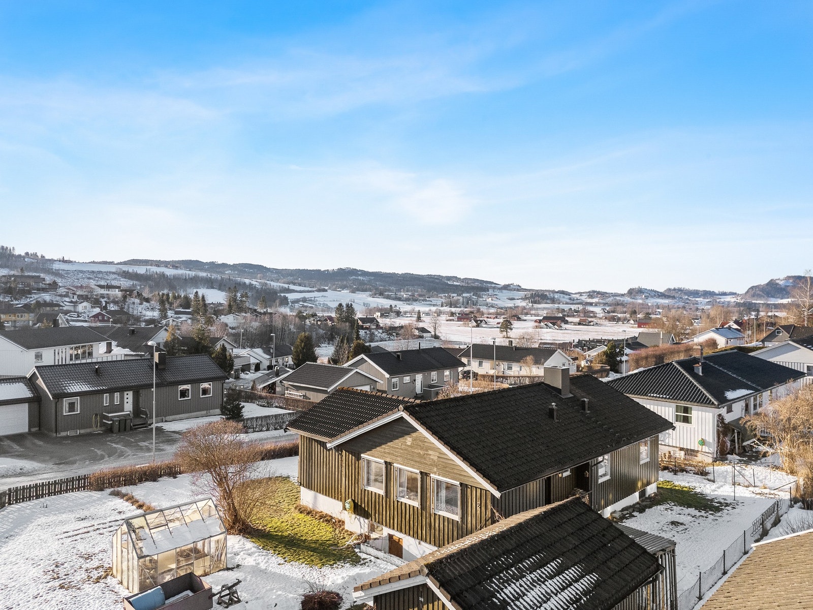 Pen utsikt i nærområdet. Galleribilde