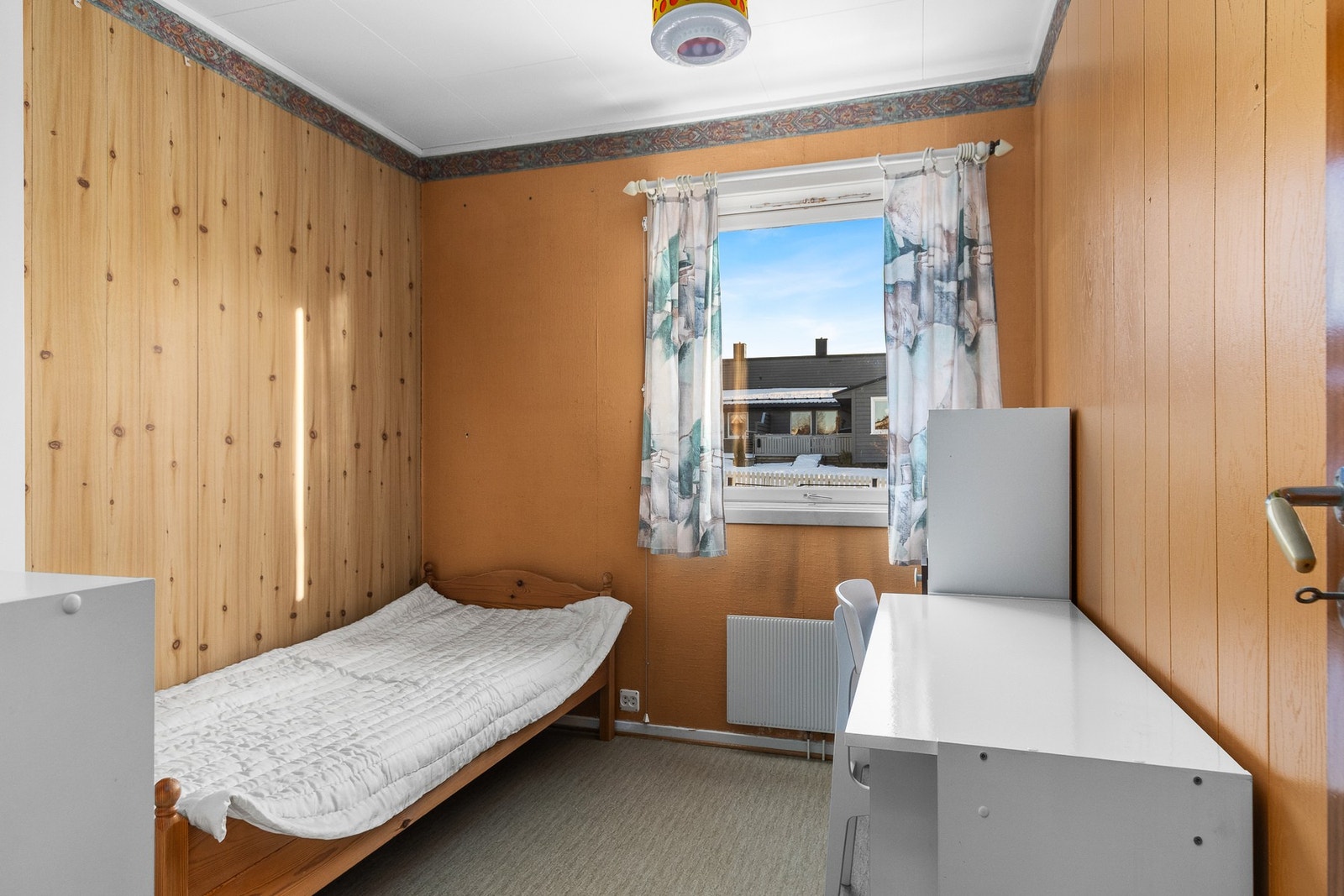 Et av fire soverom i hovedetasjen. Galleribilde