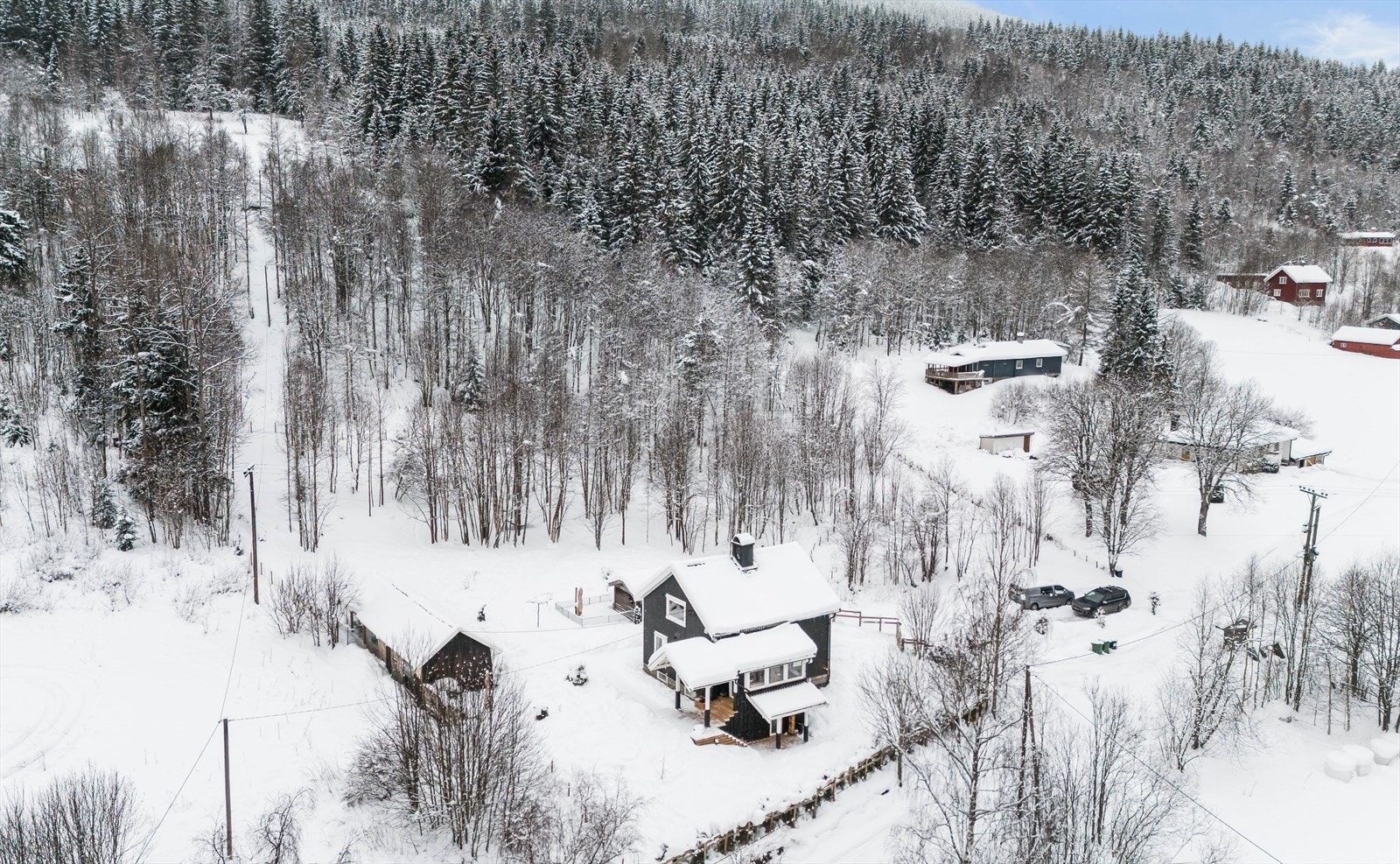 En innholdsrik eiendom med en rolig og tilbaketrukket beliggenhet. Galleribilde