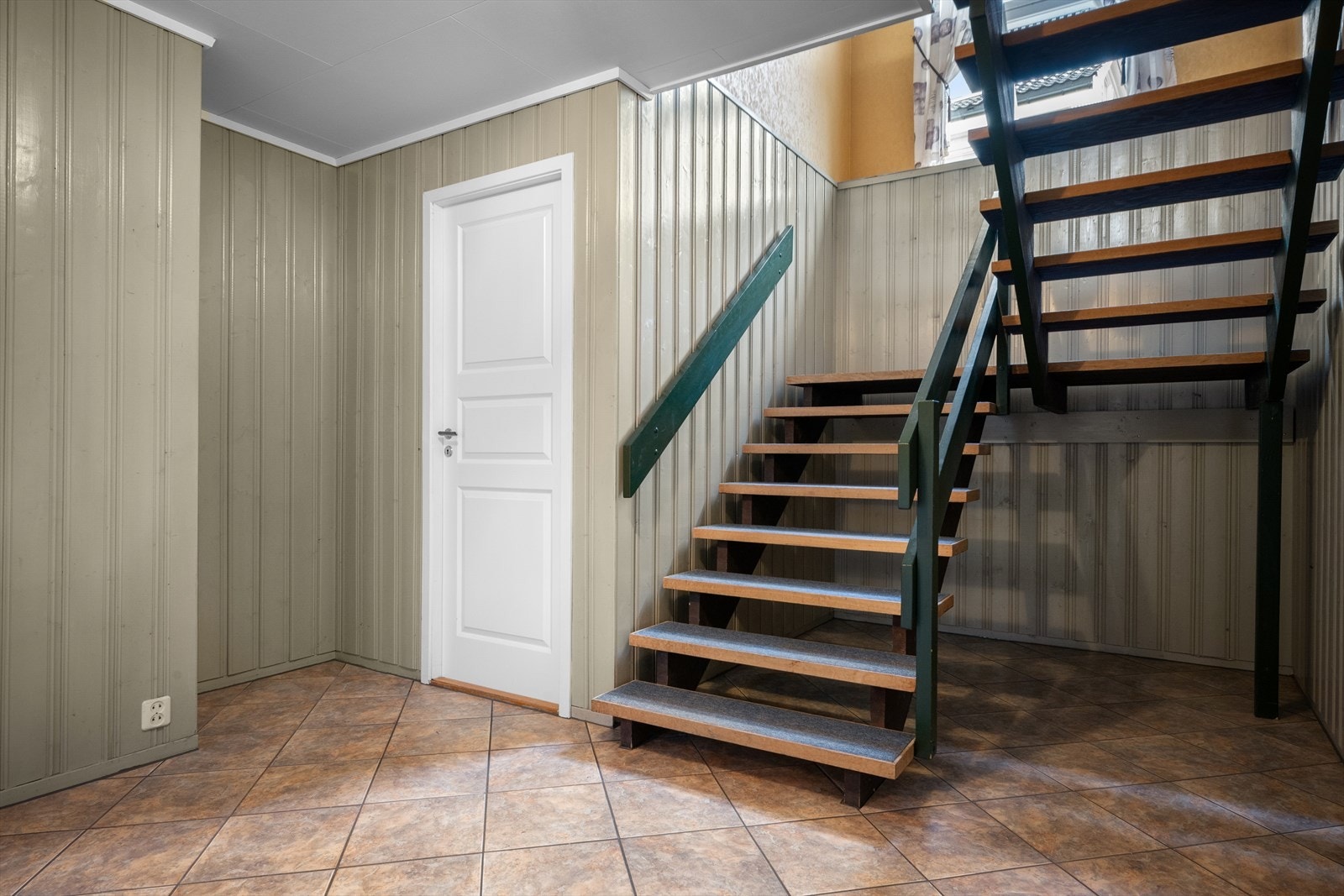 Kjeller - Gang Galleribilde