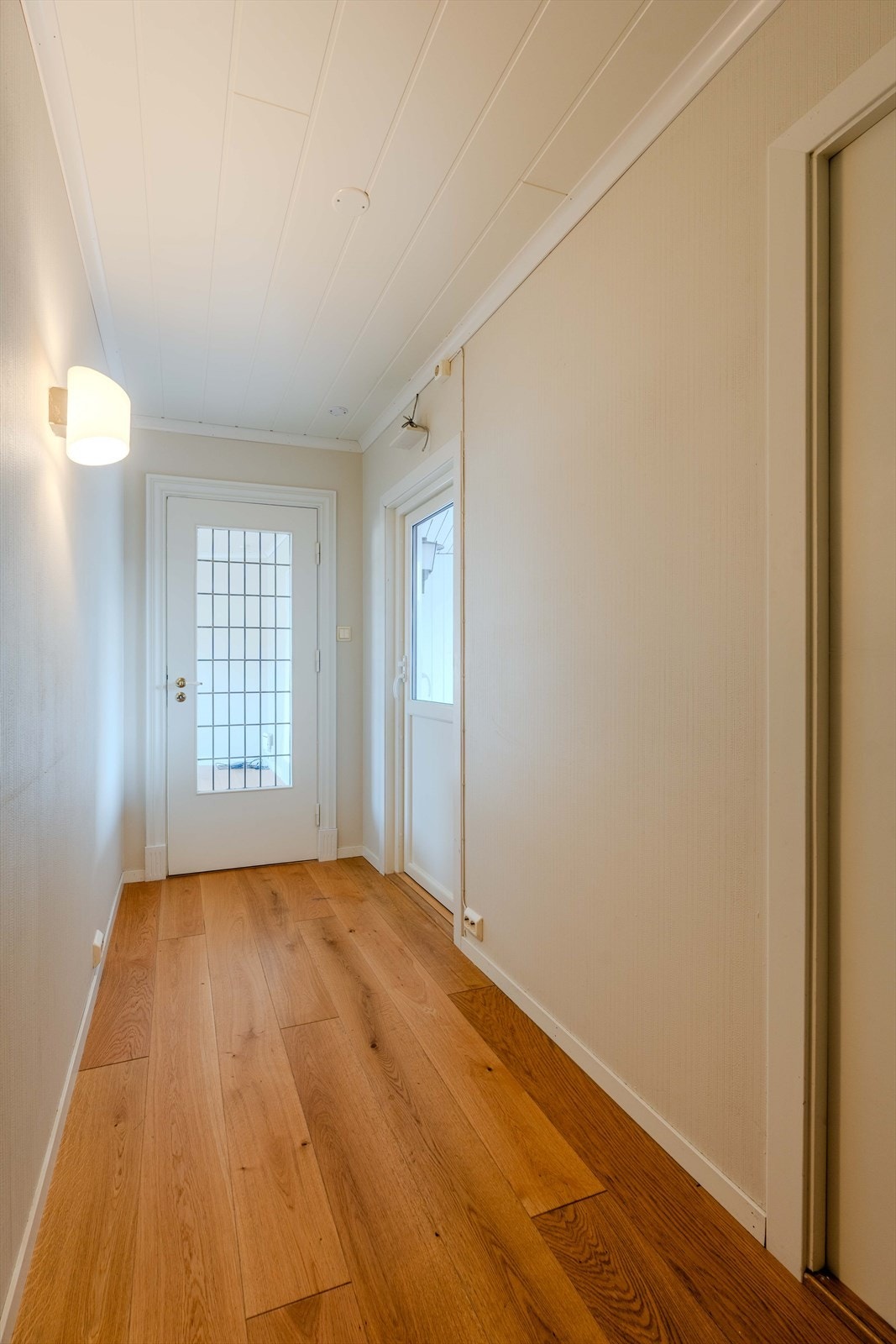 Gang til to soverom og bad. Utgang til balkong Galleribilde